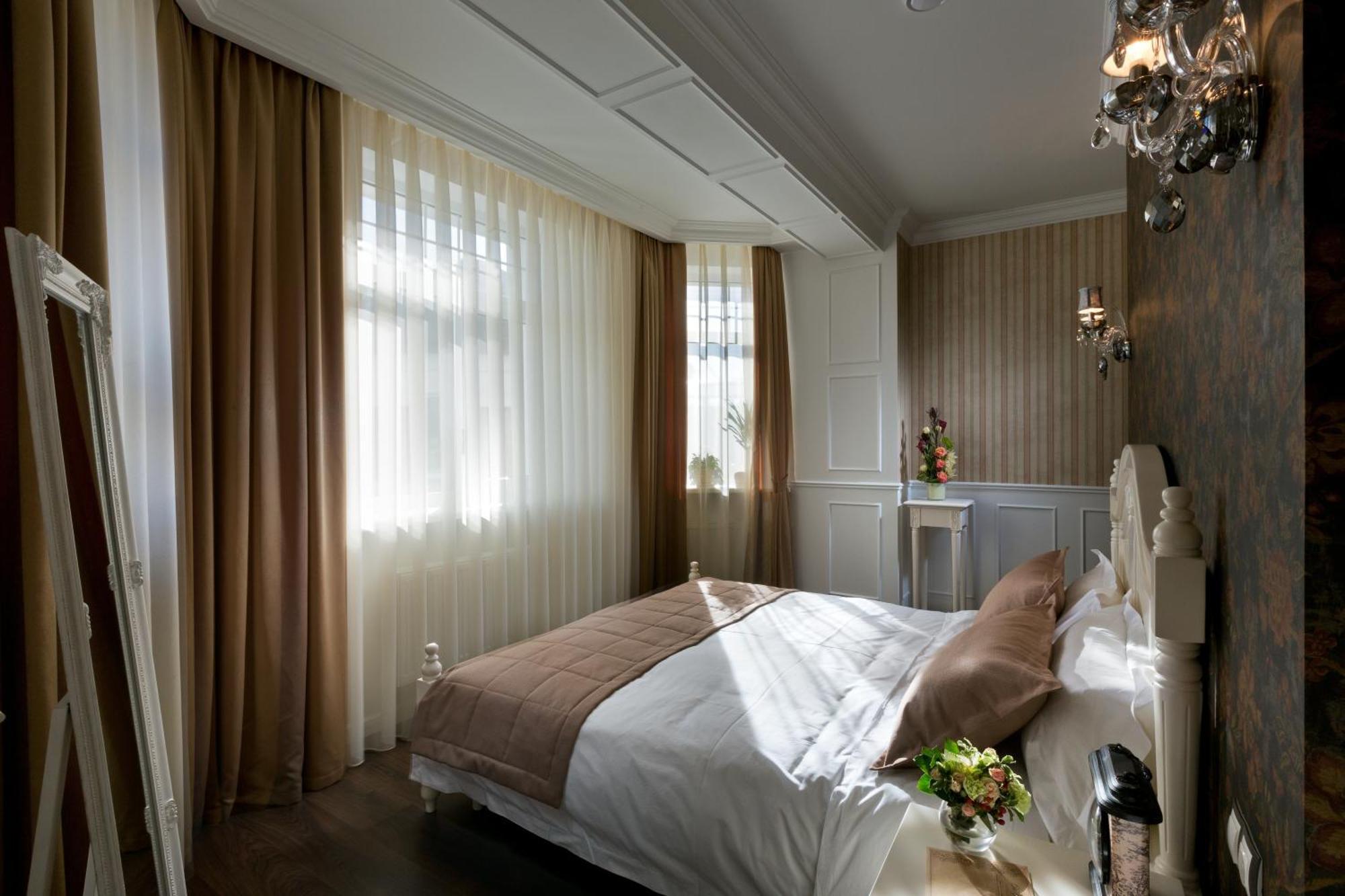 De Gaulle Boutique Hotel Harkiv Dış mekan fotoğraf