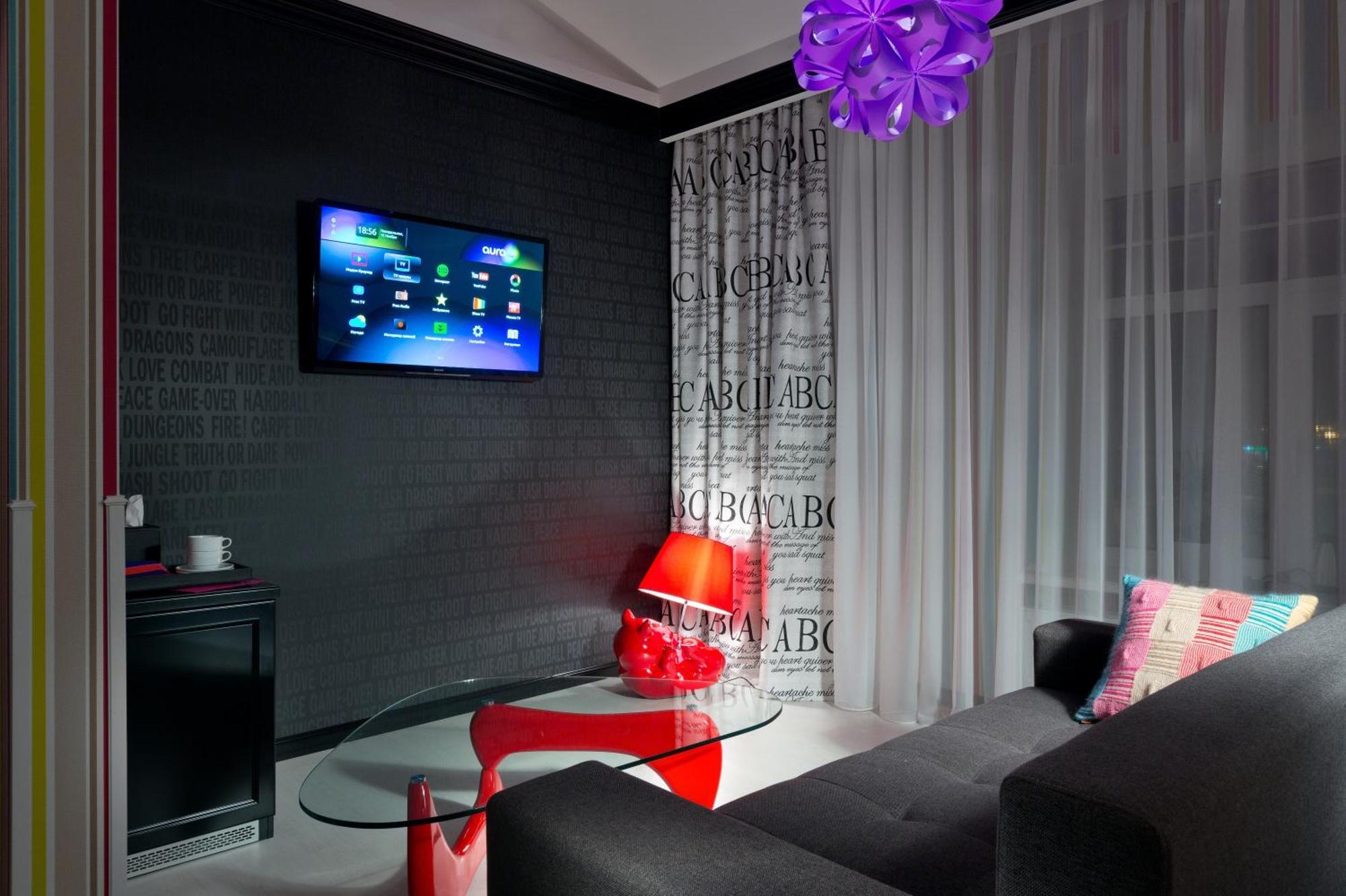 De Gaulle Boutique Hotel Harkiv Dış mekan fotoğraf