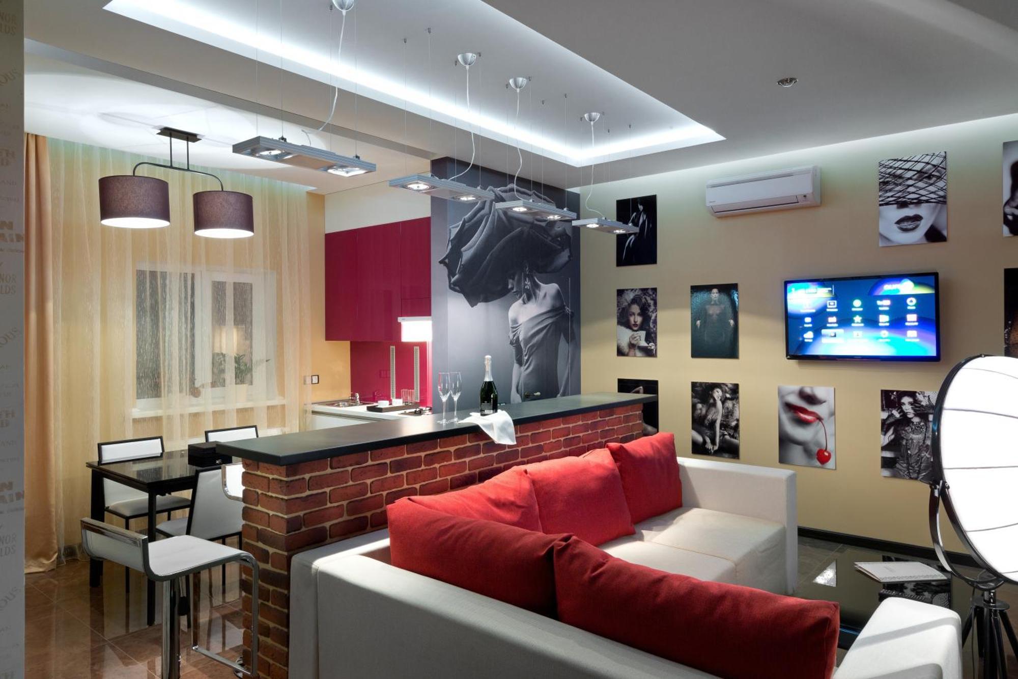 De Gaulle Boutique Hotel Harkiv Dış mekan fotoğraf