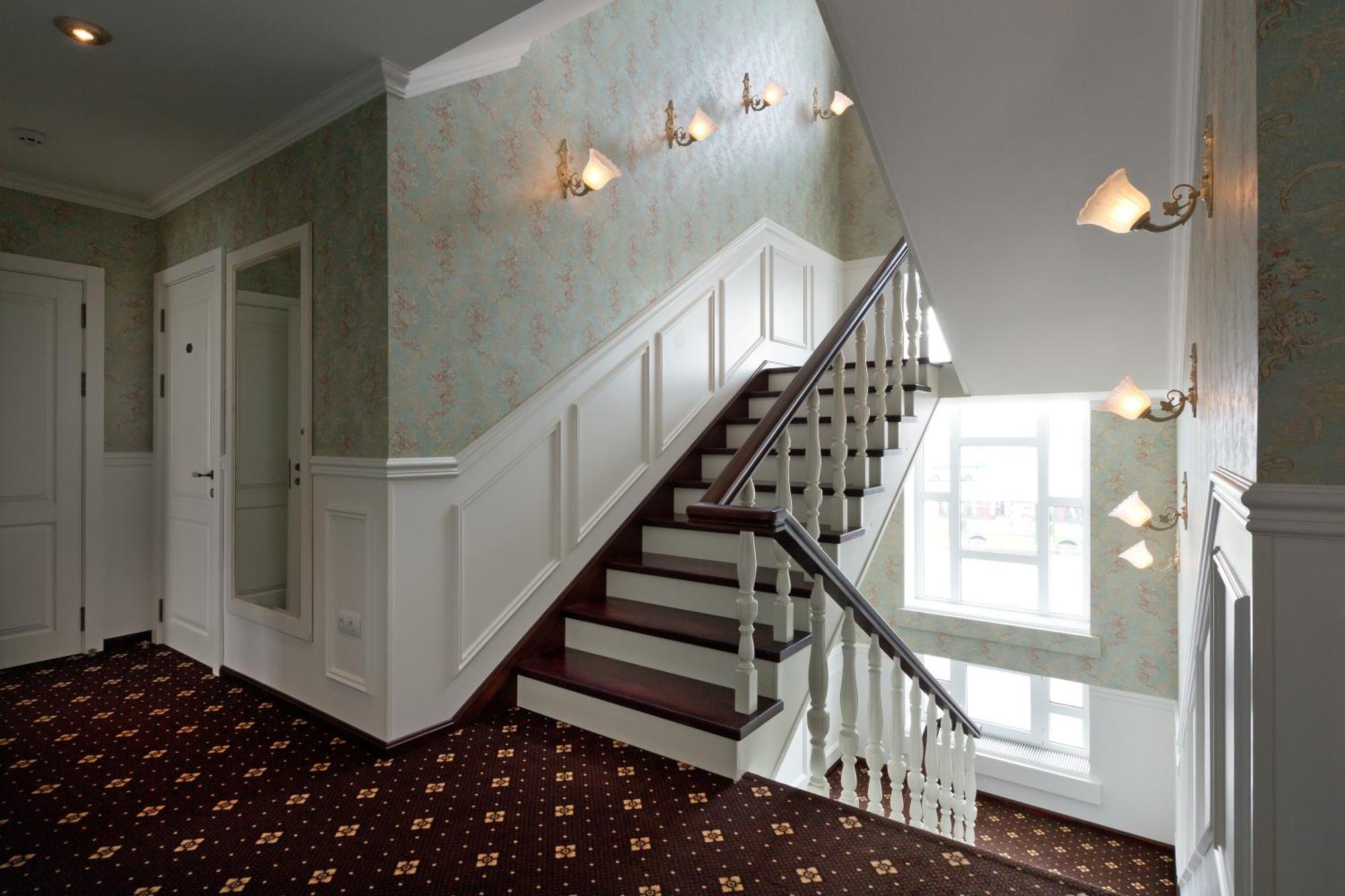 De Gaulle Boutique Hotel Harkiv Dış mekan fotoğraf