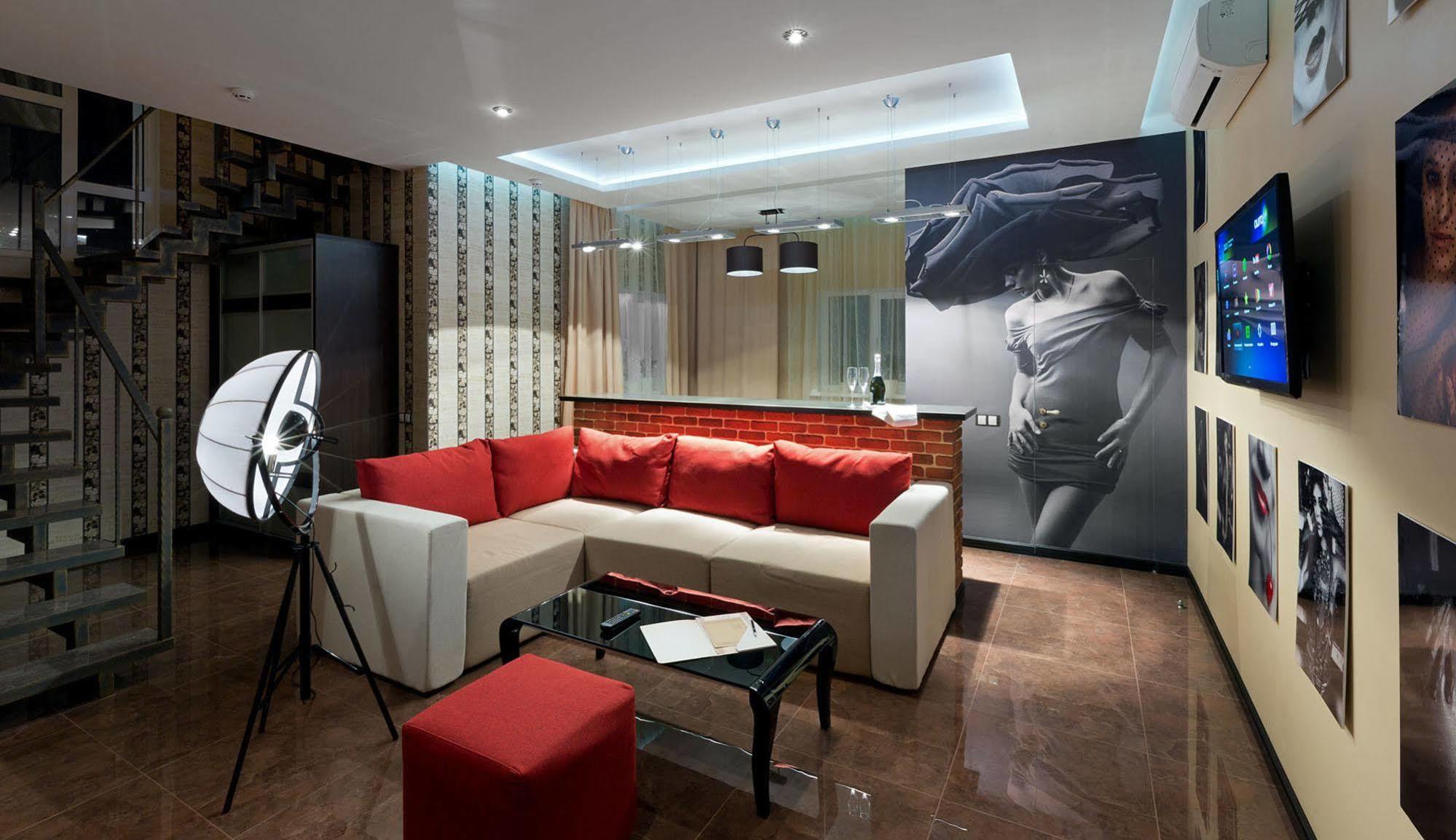 De Gaulle Boutique Hotel Harkiv Dış mekan fotoğraf