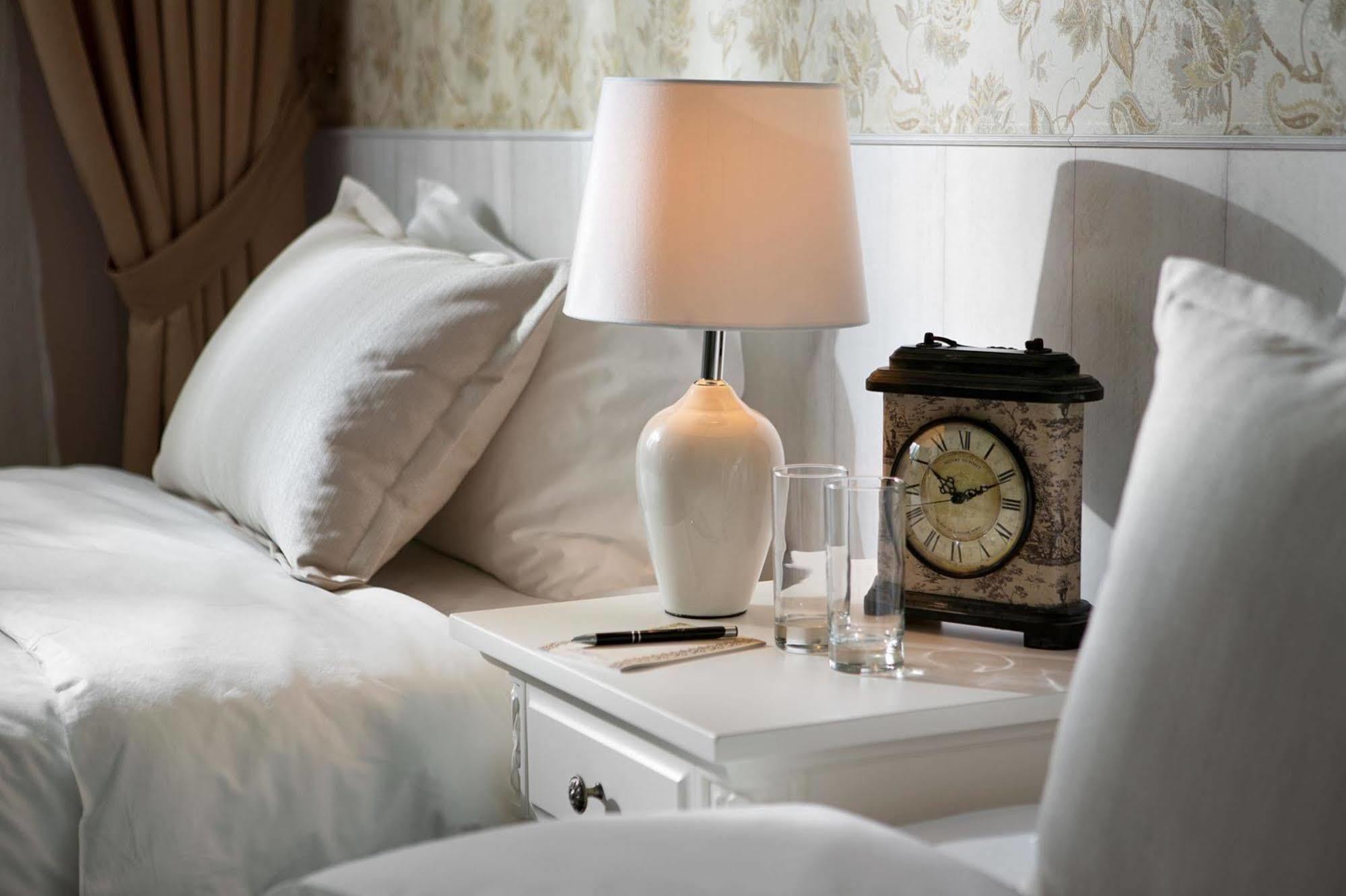 De Gaulle Boutique Hotel Harkiv Dış mekan fotoğraf