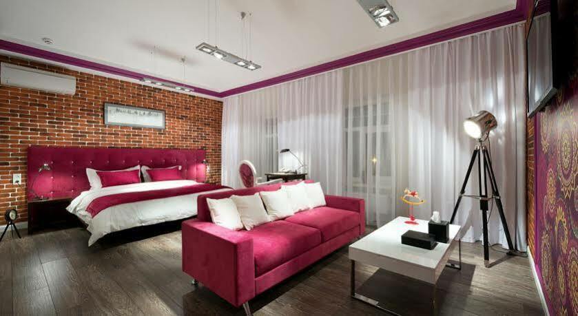 De Gaulle Boutique Hotel Harkiv Dış mekan fotoğraf